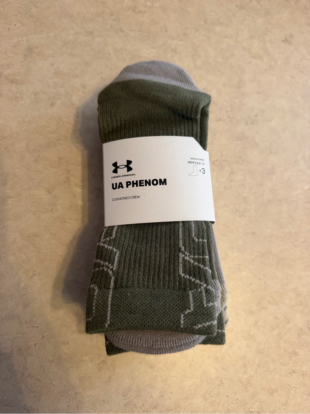 NWT Under Armour UA Phenom Cushioned Crew Socks - Olive/Gray